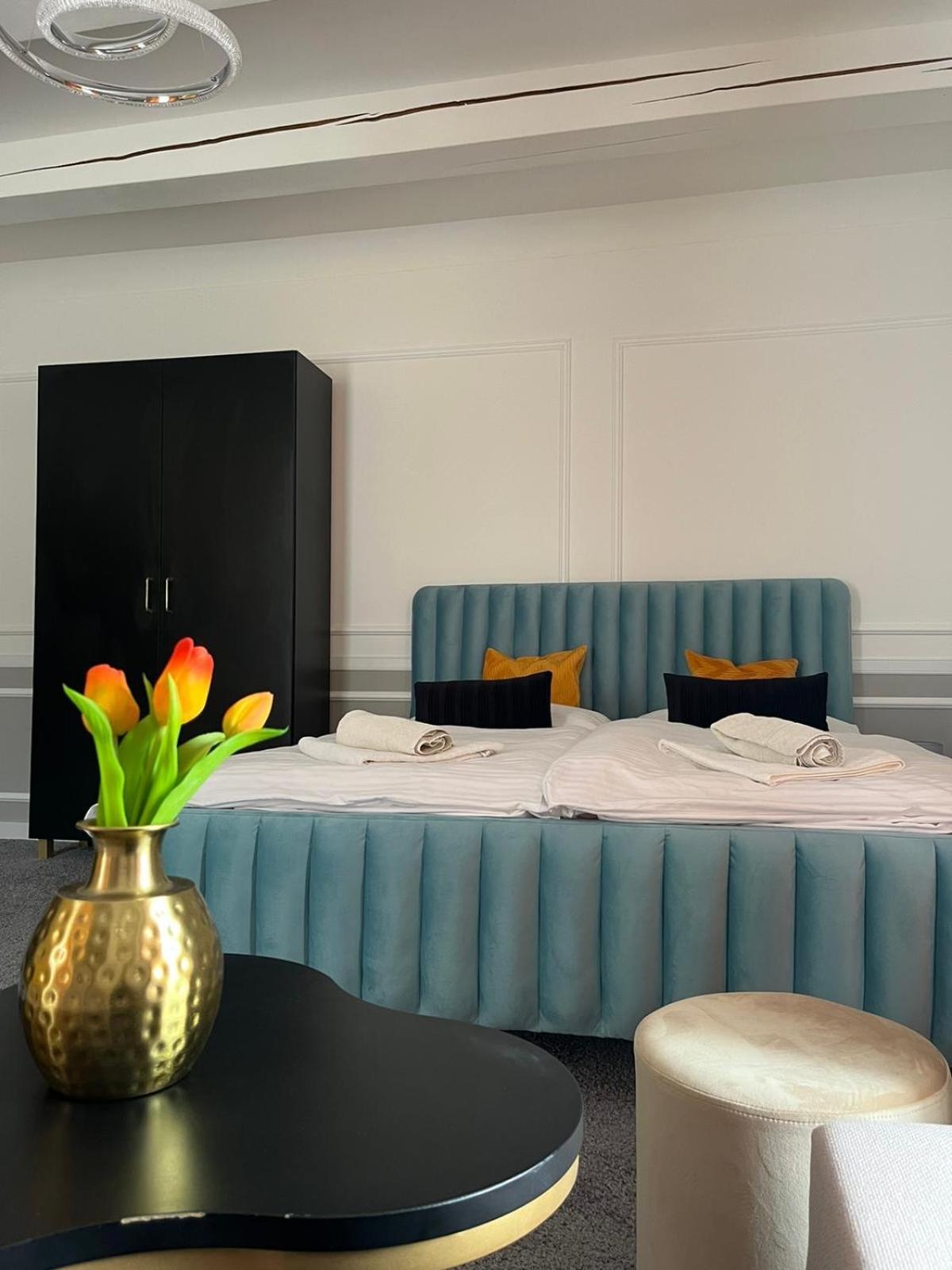 Boutique Hotel Posta Rl 奥拉夫斯基波扎莫克 外观 照片