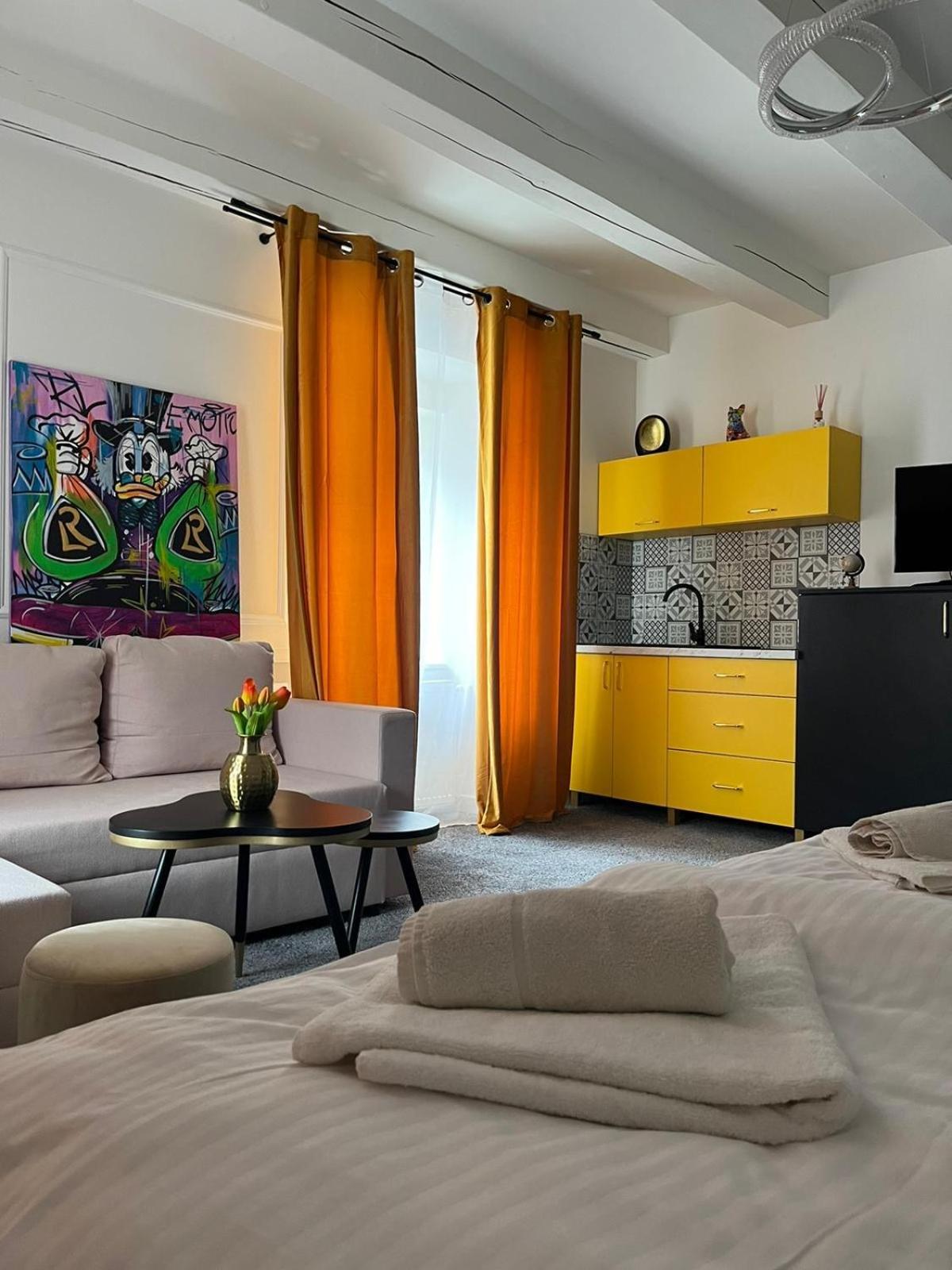 Boutique Hotel Posta Rl 奥拉夫斯基波扎莫克 外观 照片