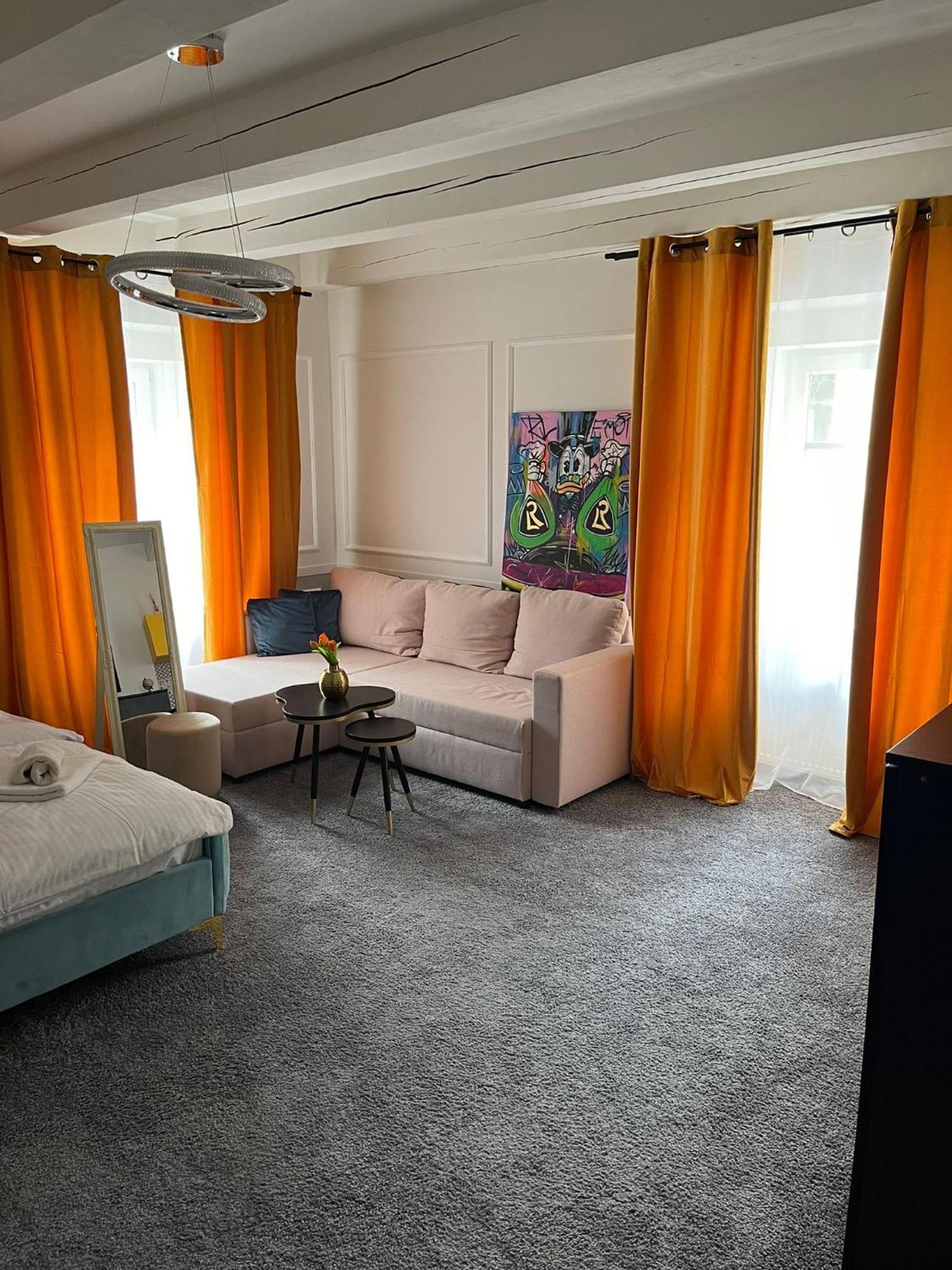 Boutique Hotel Posta Rl 奥拉夫斯基波扎莫克 外观 照片