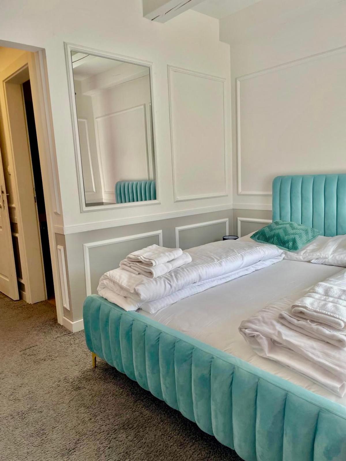 Boutique Hotel Posta Rl 奥拉夫斯基波扎莫克 外观 照片