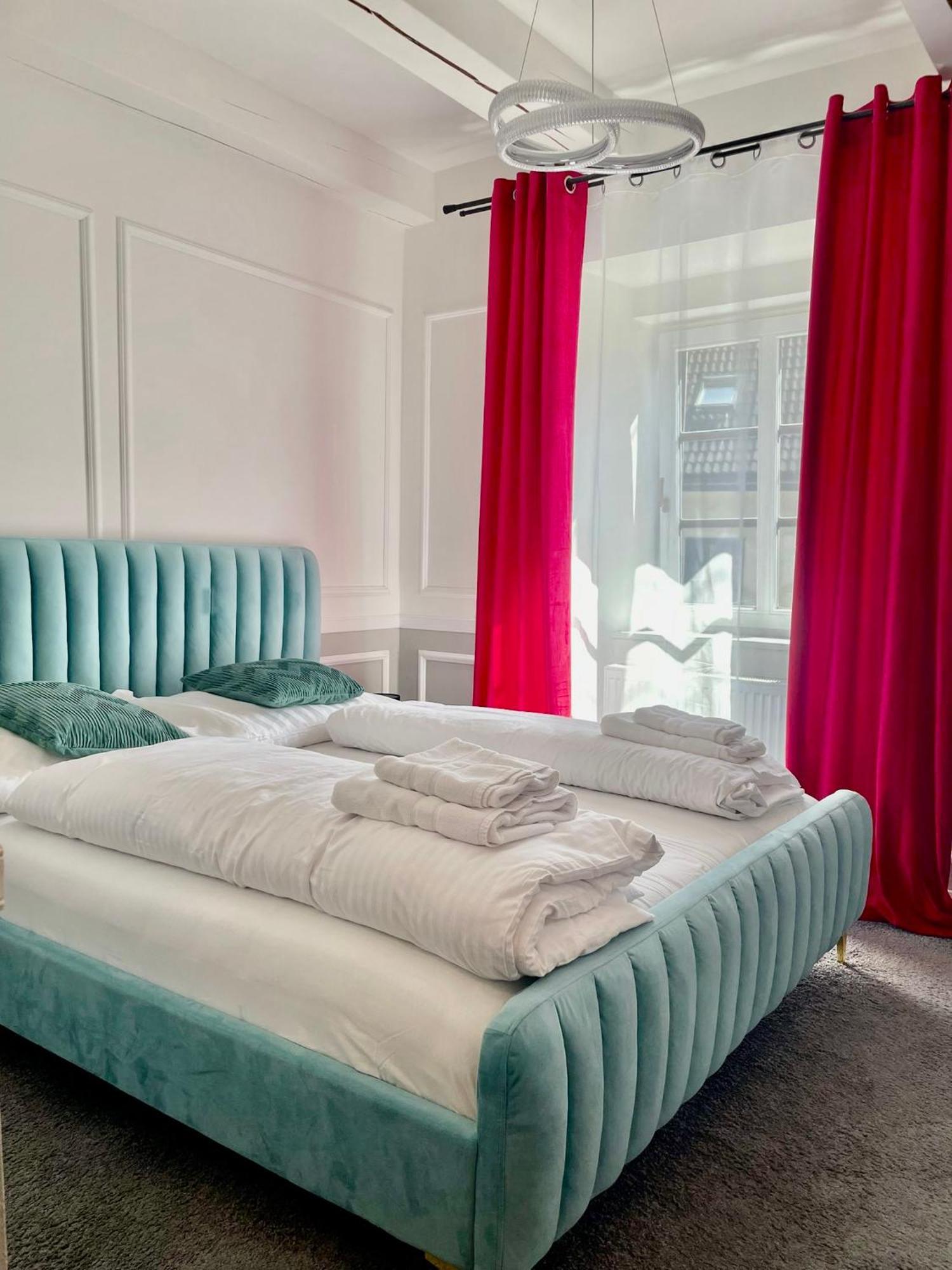 Boutique Hotel Posta Rl 奥拉夫斯基波扎莫克 外观 照片