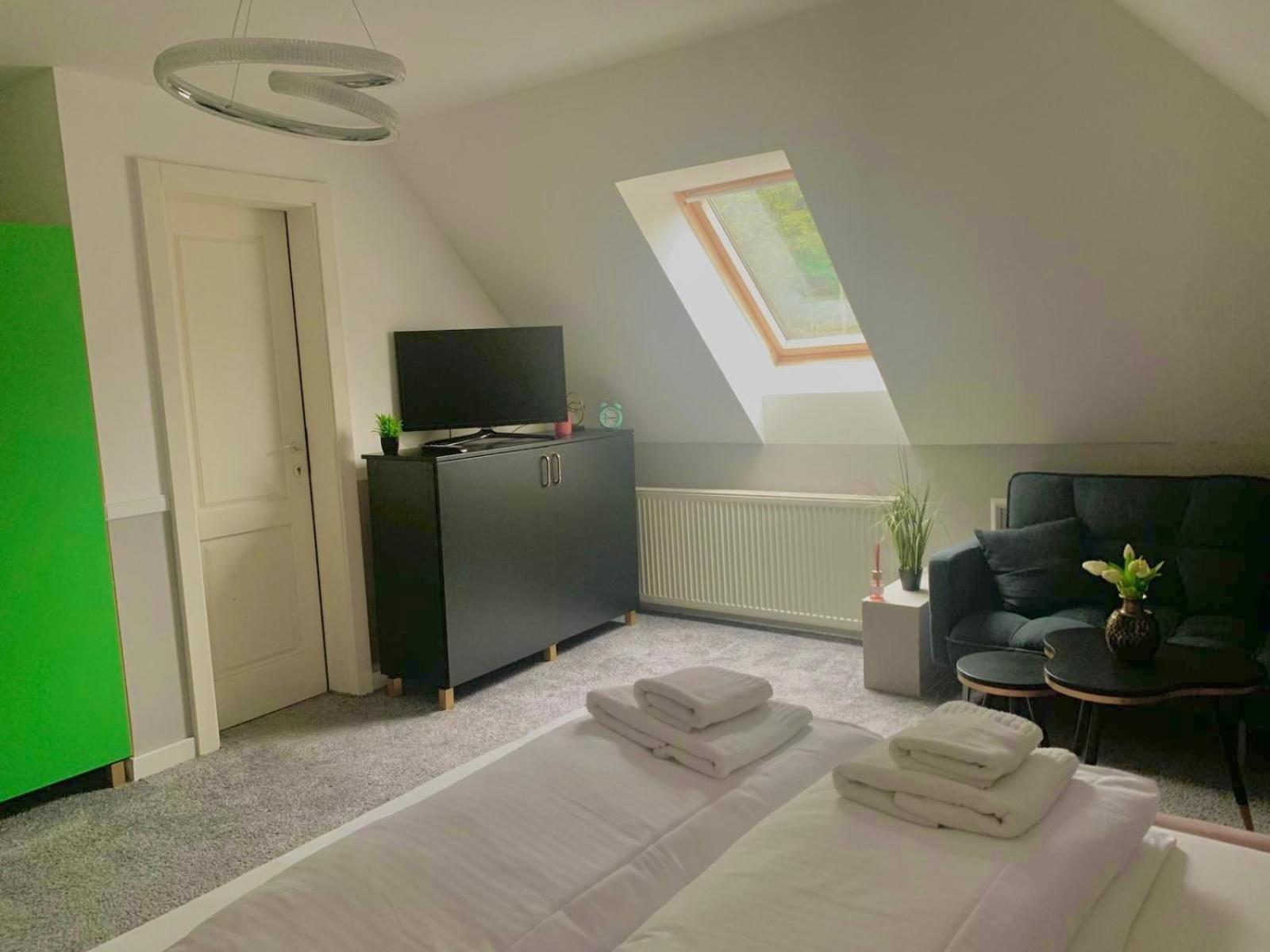 Boutique Hotel Posta Rl 奥拉夫斯基波扎莫克 外观 照片